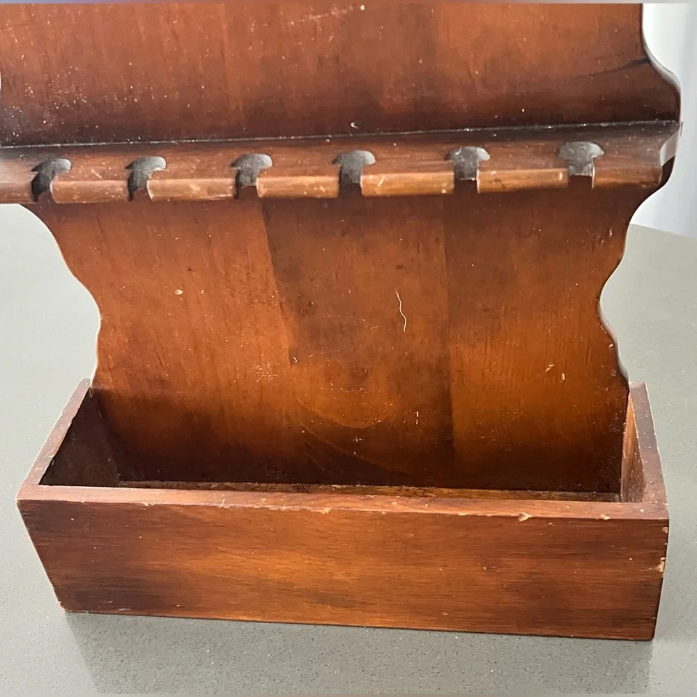Vintage 12 Spoon Wooden Souvenir Collector Spoon Rack American Eagle Display